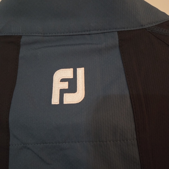FootJoy Mens Golf 1/2 Zip Pullover Short Sleeve Sport Windshirt Medium NWT - Picture 7 of 8